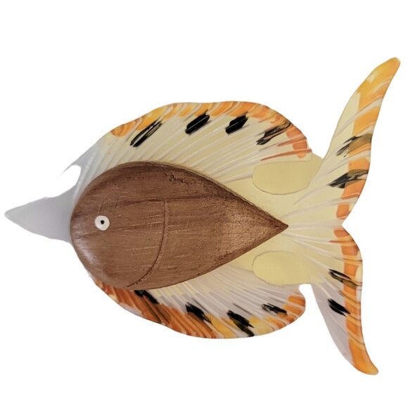 Clear Lucite, Carved Wood Fish Brooch, M149 - Picture 2 of 12